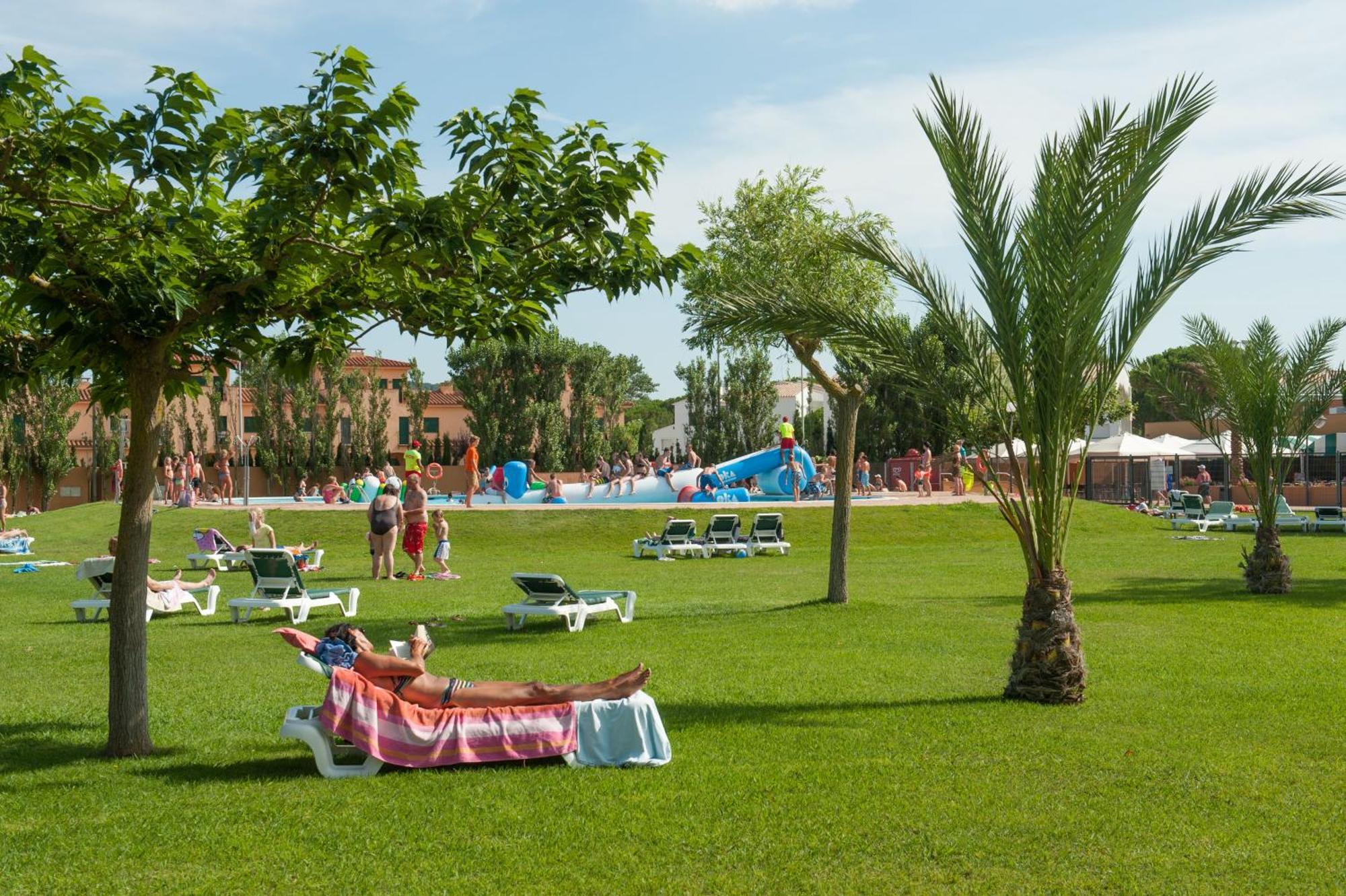 Camping & Bungalows Platja Brava Pals Exterior foto